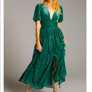 Brand new dress! This dress is sold out online.